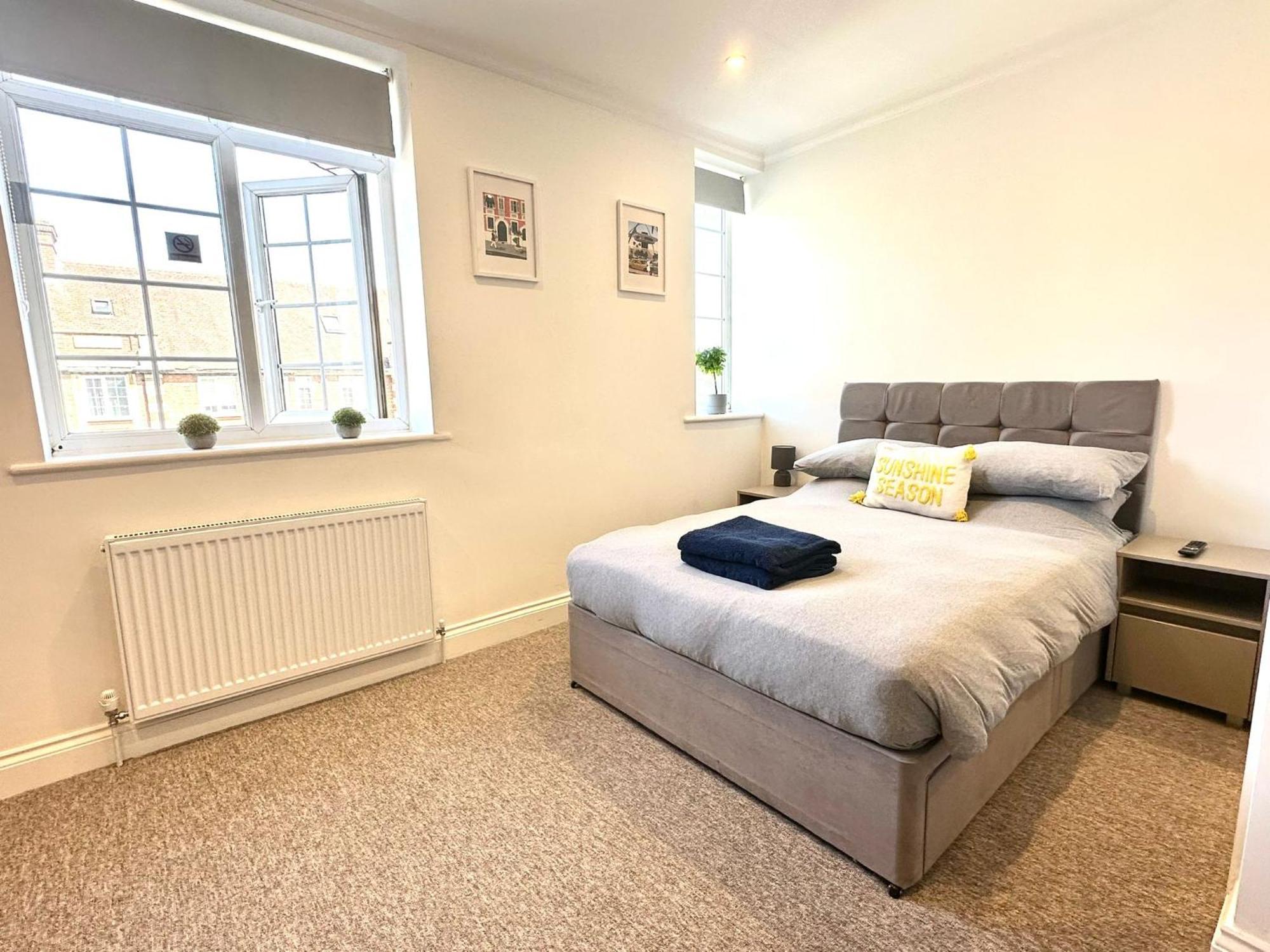 Spectacular Modern, Private Apartment,15 Mins To Central London Hendon Dış mekan fotoğraf