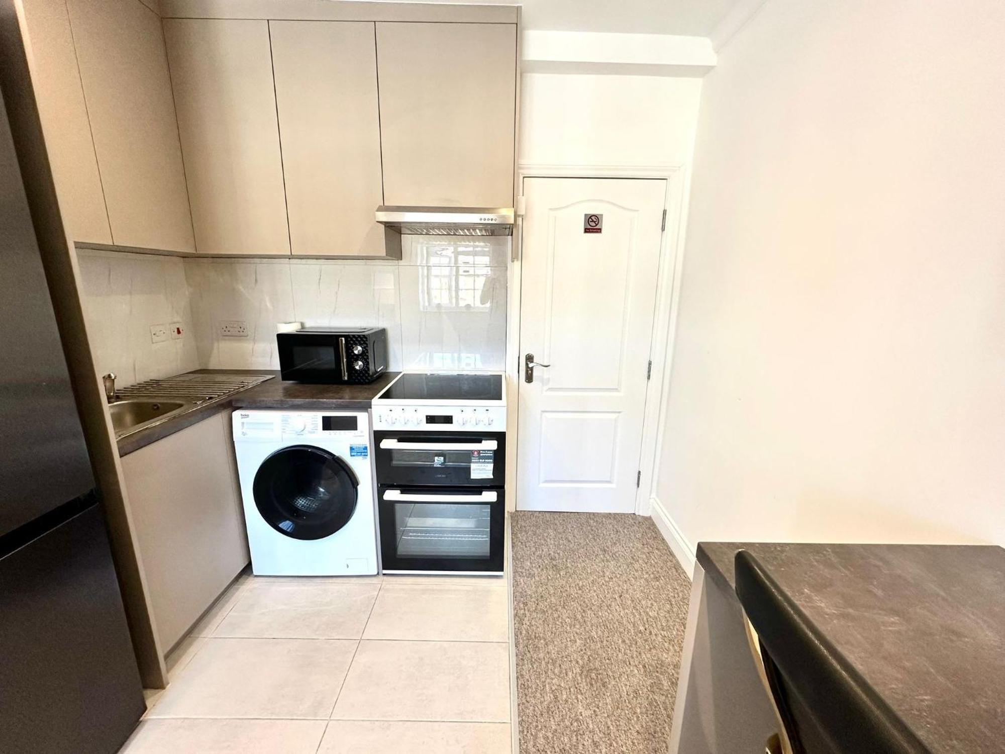 Spectacular Modern, Private Apartment,15 Mins To Central London Hendon Dış mekan fotoğraf