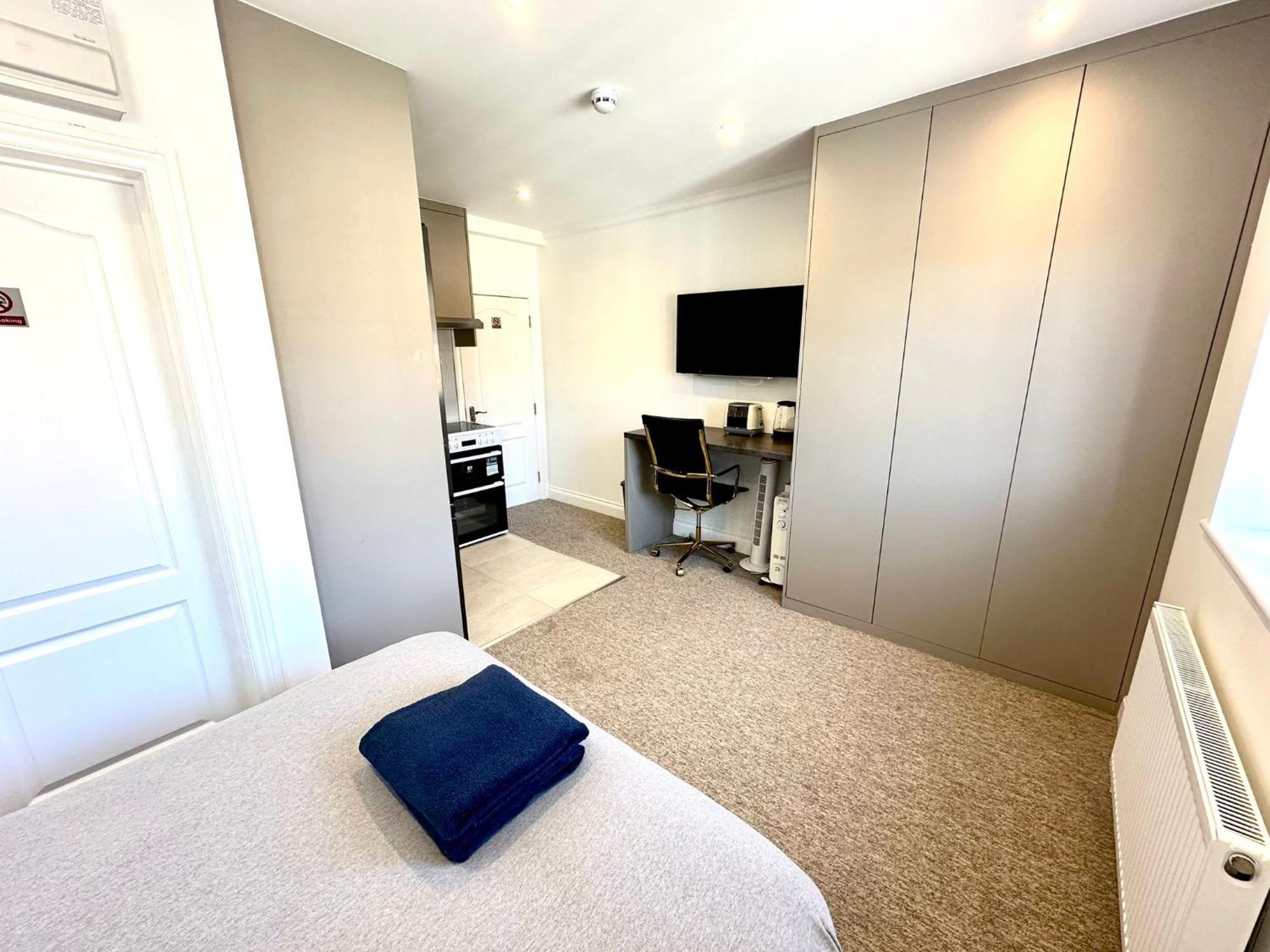 Spectacular Modern, Private Apartment,15 Mins To Central London Hendon Dış mekan fotoğraf