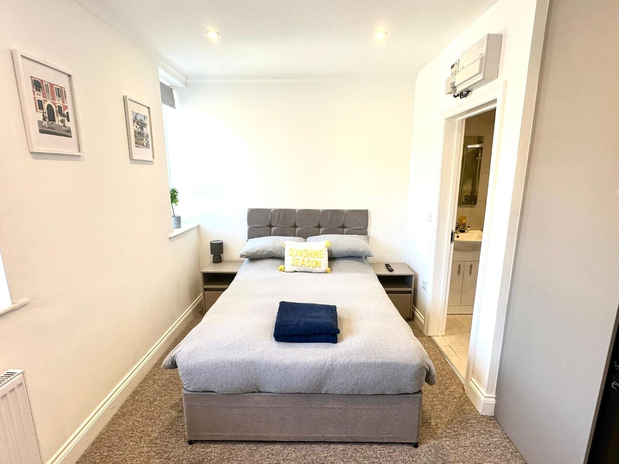 Spectacular Modern, Private Apartment,15 Mins To Central London Hendon Dış mekan fotoğraf